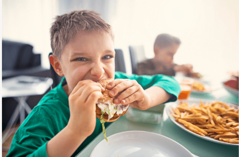 6 Ways to Support Feeding Difficulties in Autistic Children